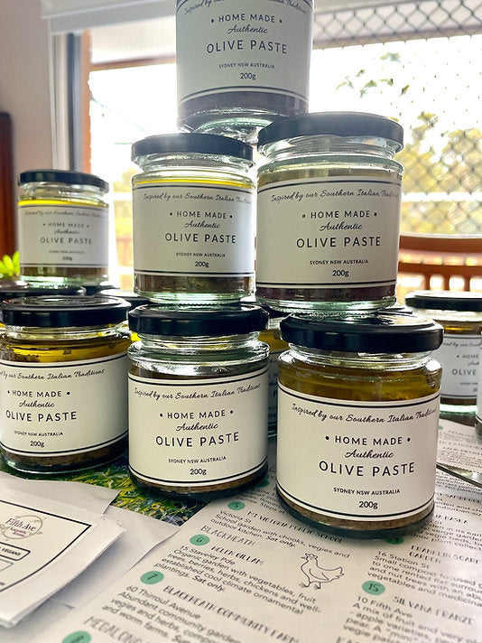 Fifth Avenue Katoomba Retreat - Olive Paste